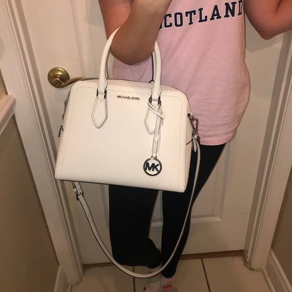 NWT MICHAEL Michael Kors white satchel purse - Picture 5 of 6